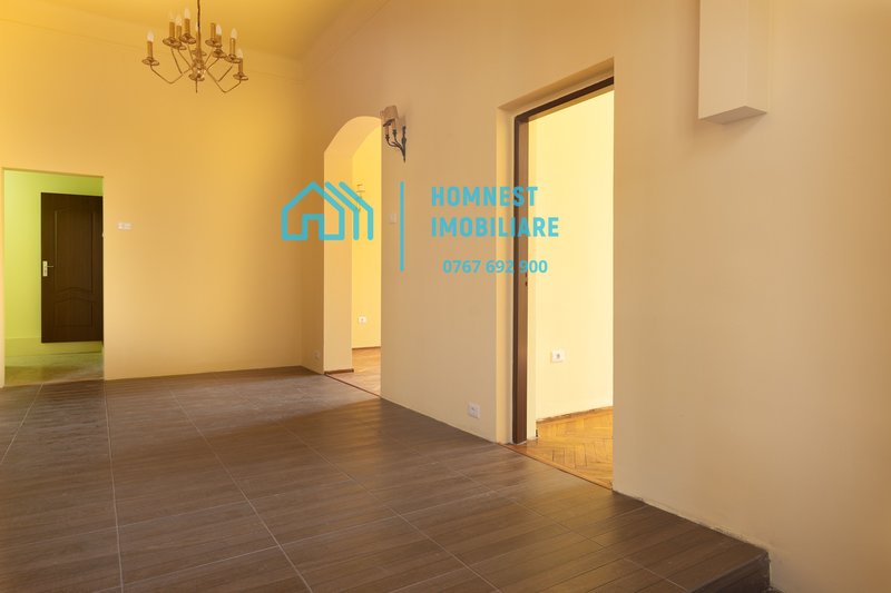 Unirii  Patrer Vila  Ceaus Radu