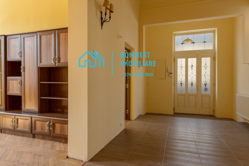 Unirii  Patrer Vila  Ceaus Radu